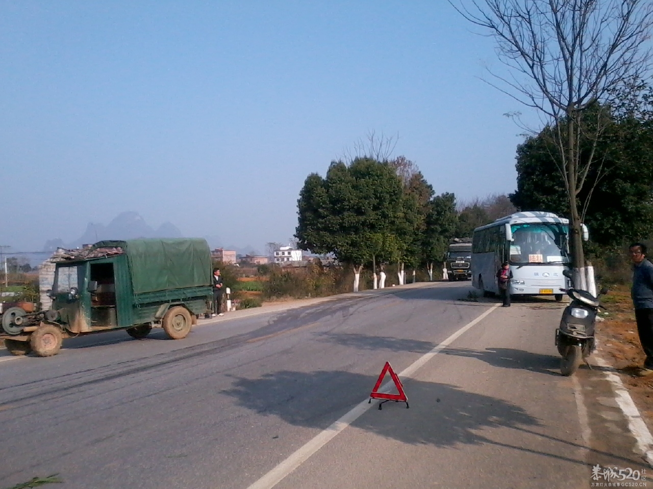 快过年了开车要注意安全498 / 作者:山高人为峰 / 帖子ID:60126