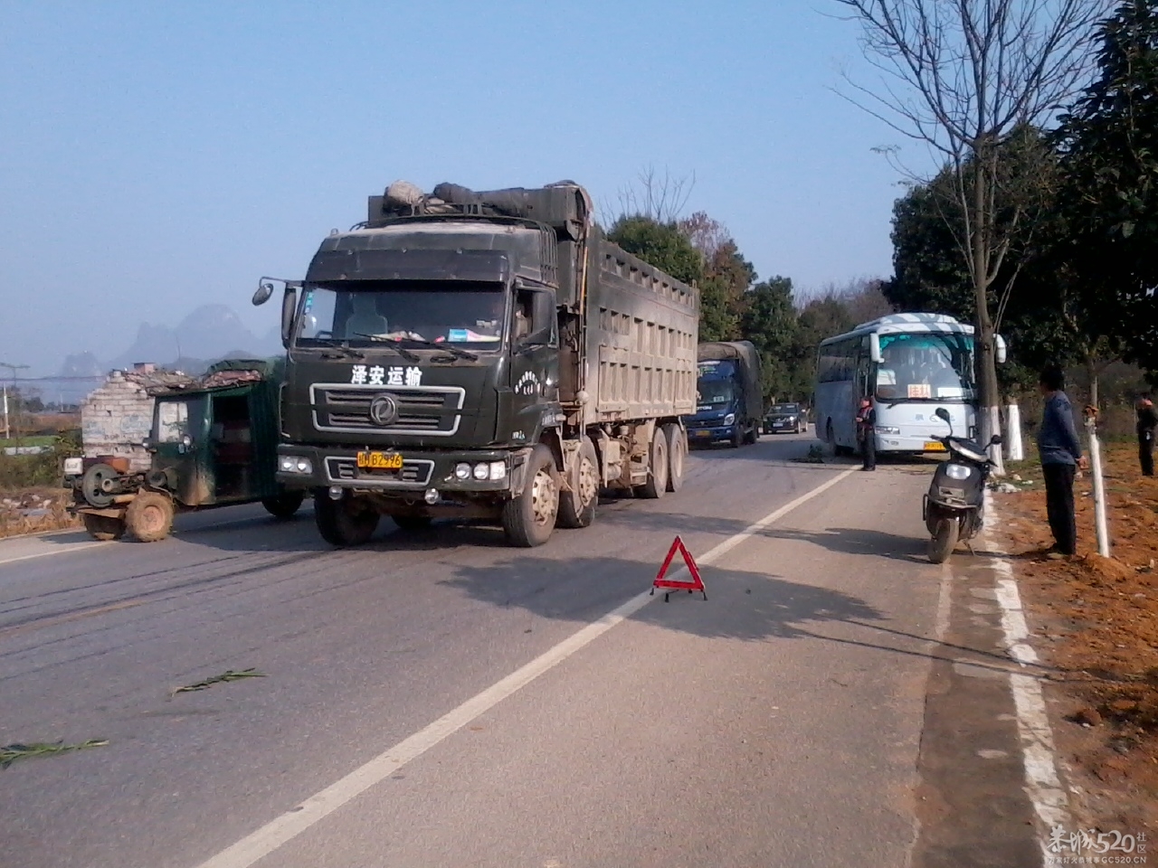 快过年了开车要注意安全72 / 作者:山高人为峰 / 帖子ID:60126