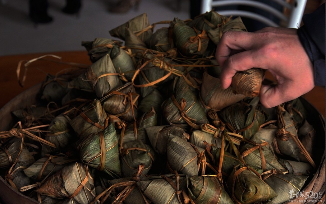 恭城美食群金奖油茶馆开张大吉！！欢迎大家来品尝正宗的恭城金奖油茶！！584 / 作者:星想事成 / 帖子ID:63672