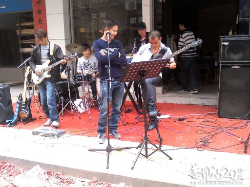 我家旁边开演唱会了···709 / 作者:BASS203915 / 帖子ID:64138