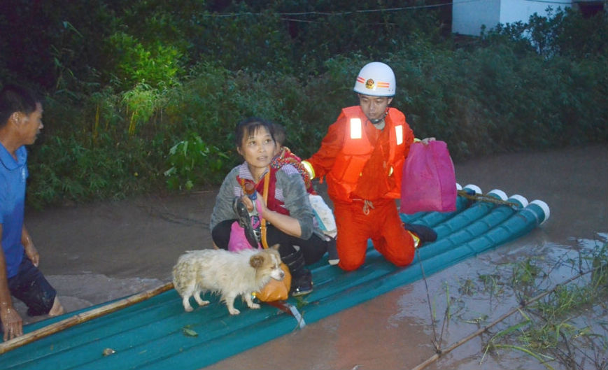 恭城遭暴雨袭击 多个乡镇突发山洪929 / 作者:家在瑶乡 / 帖子ID:68049