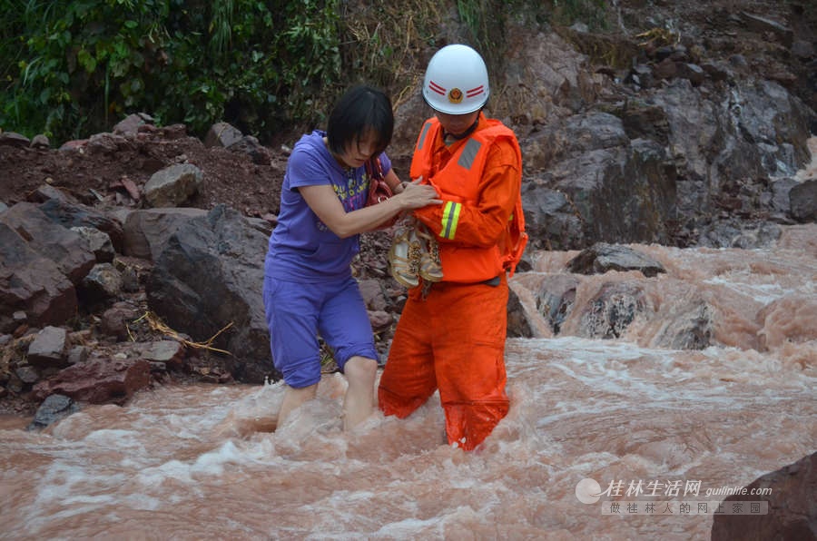 恭城遭暴雨袭击 多个乡镇突发山洪238 / 作者:家在瑶乡 / 帖子ID:68049