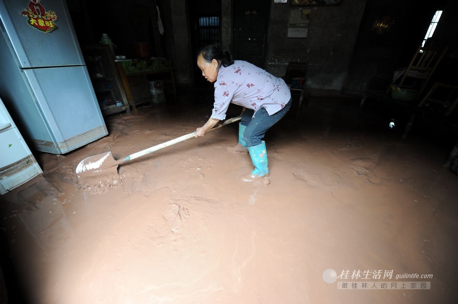 恭城遭暴雨袭击 多个乡镇突发山洪769 / 作者:家在瑶乡 / 帖子ID:68049