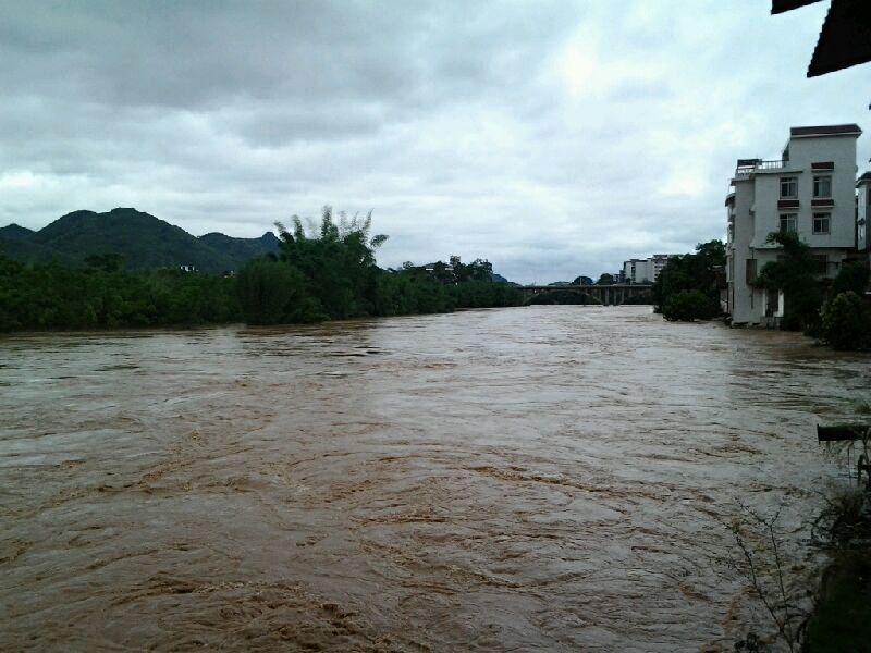 这个水大得要去抢险了744 / 作者:珍惜 / 帖子ID:68072