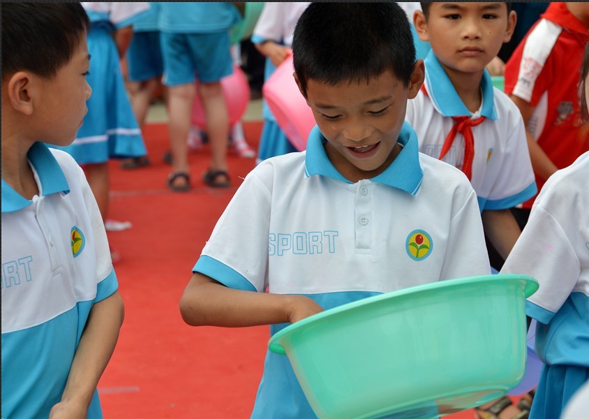 恭城520社区 回忆童年慰问平安小学  活动 剪影883 / 作者:星想事成 / 帖子ID:68458