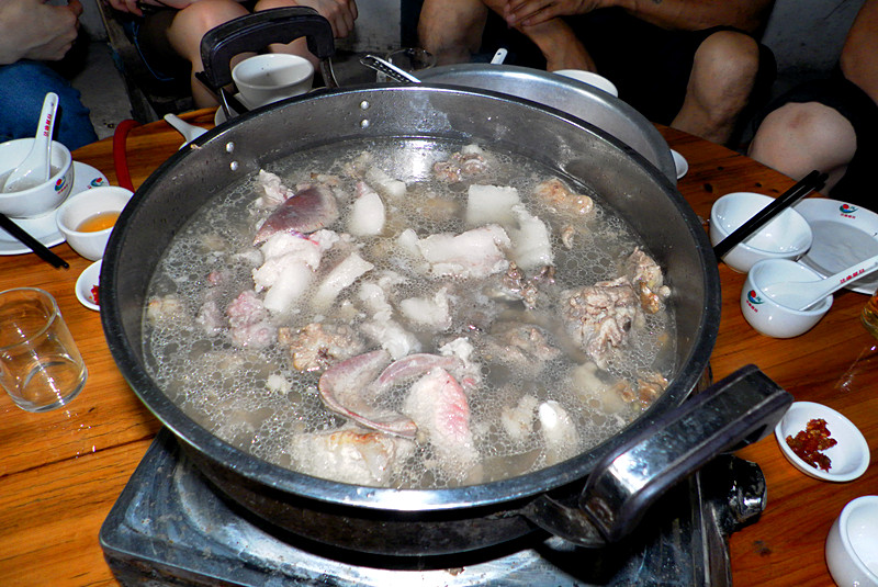 恭城美食群杀猪活动精彩景集！精彩照片加载中！！44楼更精彩！！895 / 作者:柚子壳※ / 帖子ID:69911