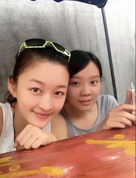 关帝庙会 美女出现了   嘿嘿109 / 作者:星想事成 / 帖子ID:77673