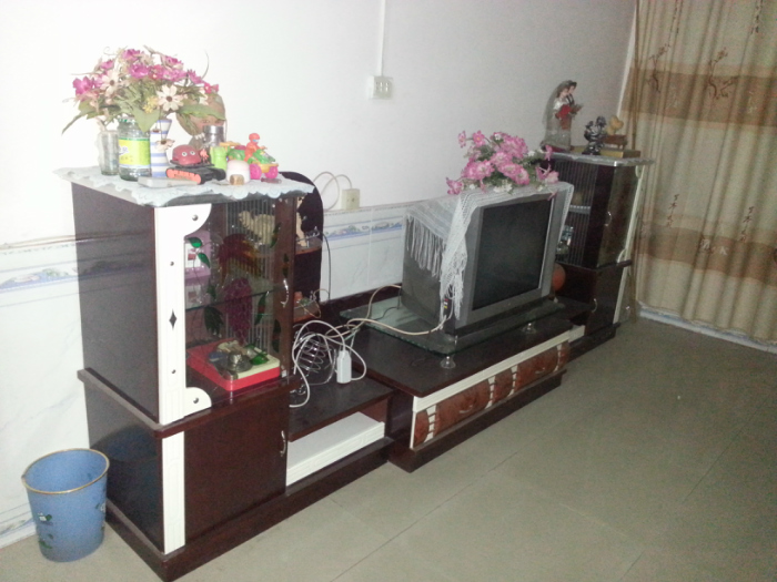 家具处理，床，衣柜，梳妆台，沙发，电视柜815 / 作者:三江油茶 / 帖子ID:91594
