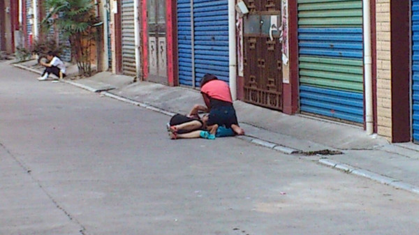 恭城街原配暴打小三，之前彼此是朋友420 / 作者:小天我鸟 / 帖子ID:93128