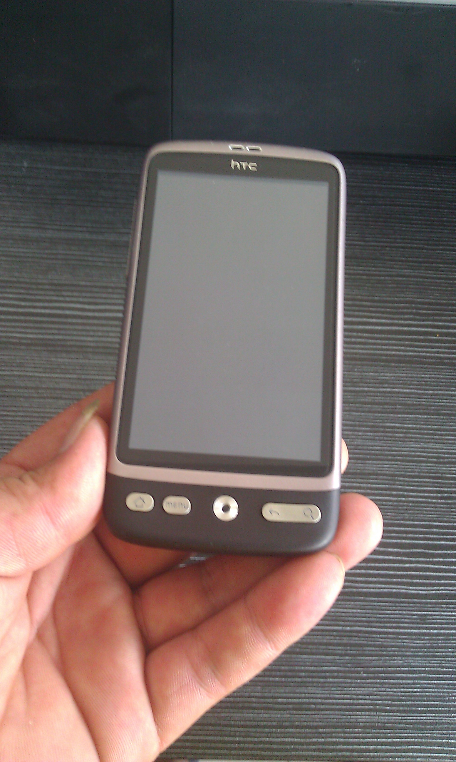 本人卖台HTC    G7   手机641 / 作者:忘_忧_草 / 帖子ID:93333