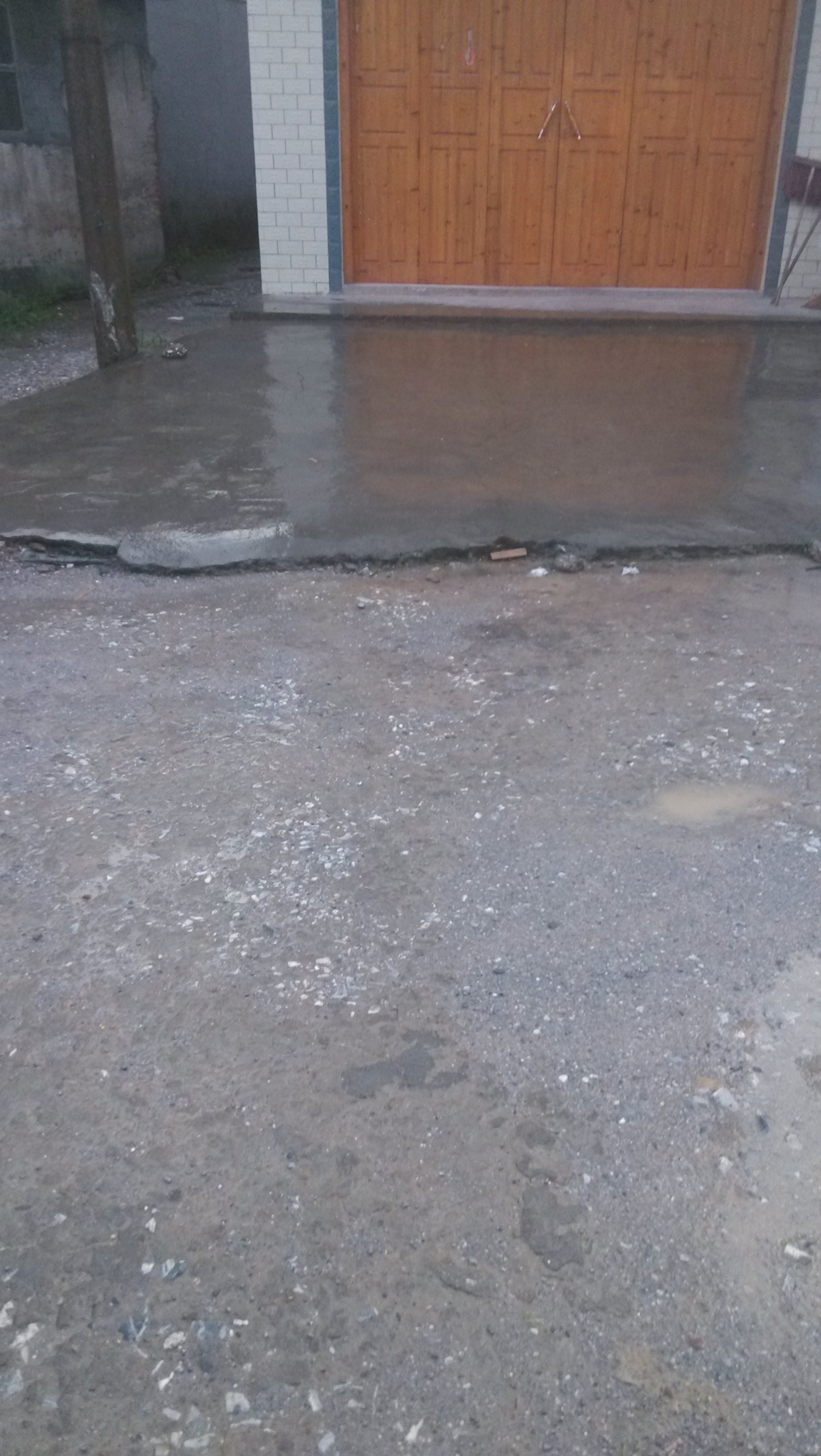 栗木如此镇容。946 / 作者:美人一笑 / 帖子ID:93400