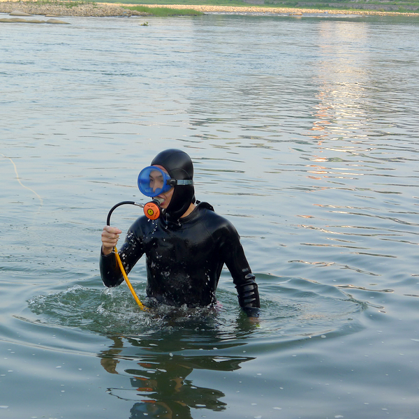 滨江苑发生溺水事件 尸体已经找到578 / 作者:講不醜 / 帖子ID:93724