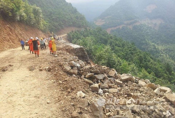 恭城燕子山风电场附近发生塌方 今日凌晨搜救行动结束576 / 作者:李腾 / 帖子ID:93774