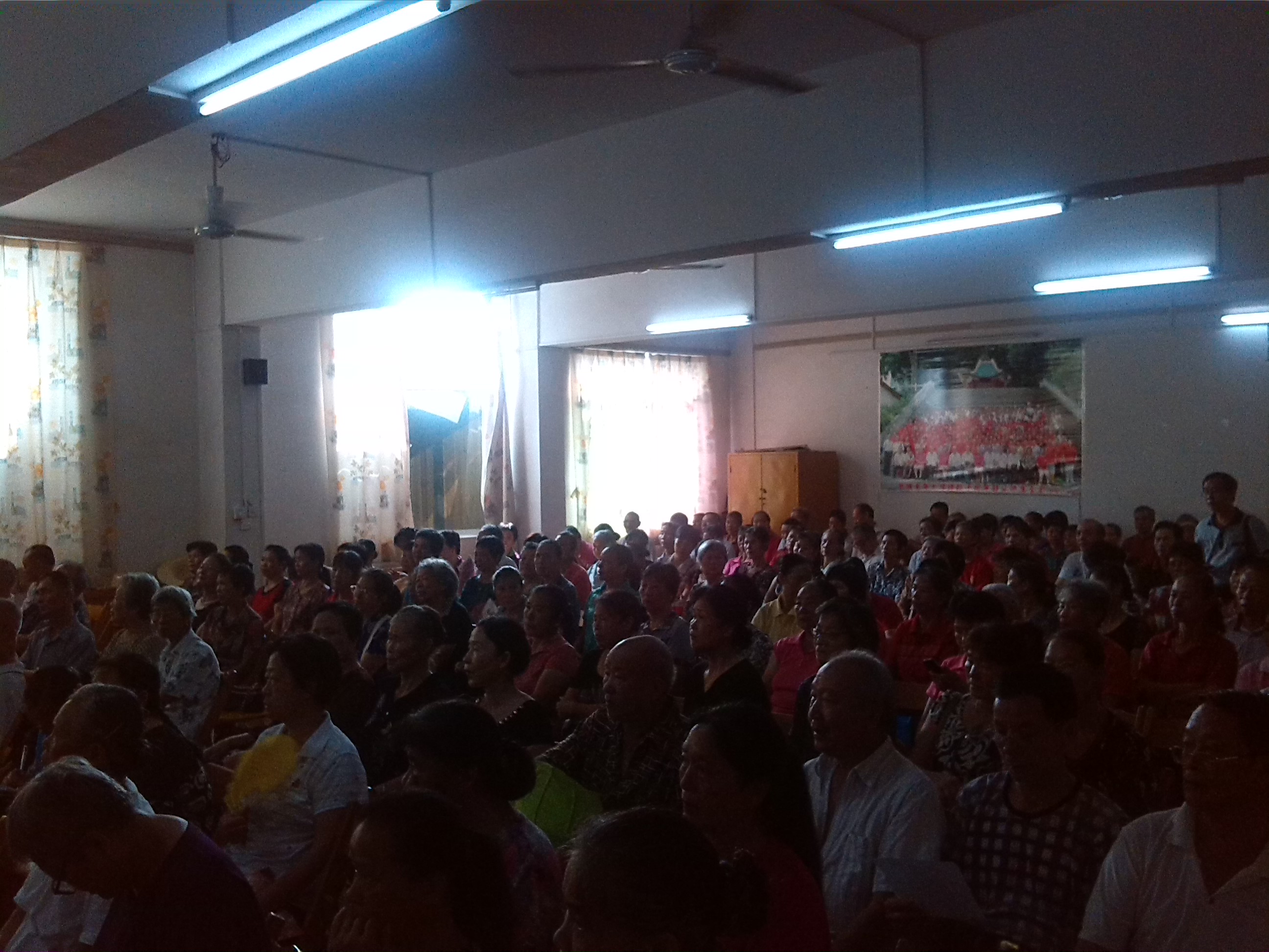 恭城县委书记到老年大学作报告295 / 作者:大叔快乐 / 帖子ID:95613