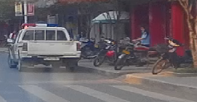 当交警自己乱停放的时候。。。。。。212 / 作者:agc2013 / 帖子ID:95658