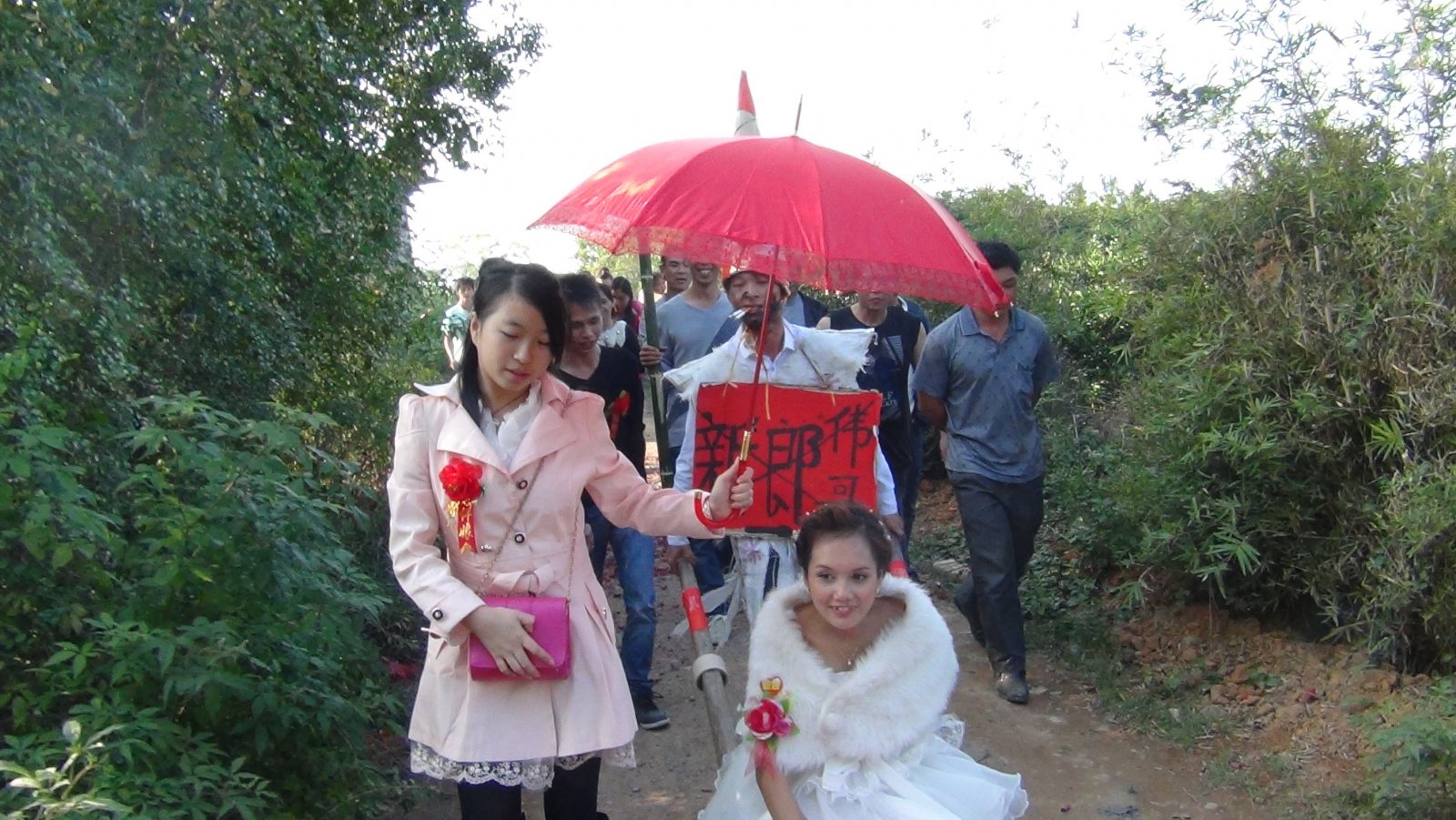 恭城龙虎乡吵新郎真搞笑?93 / 作者:龍虎袍哥 / 帖子ID:97549