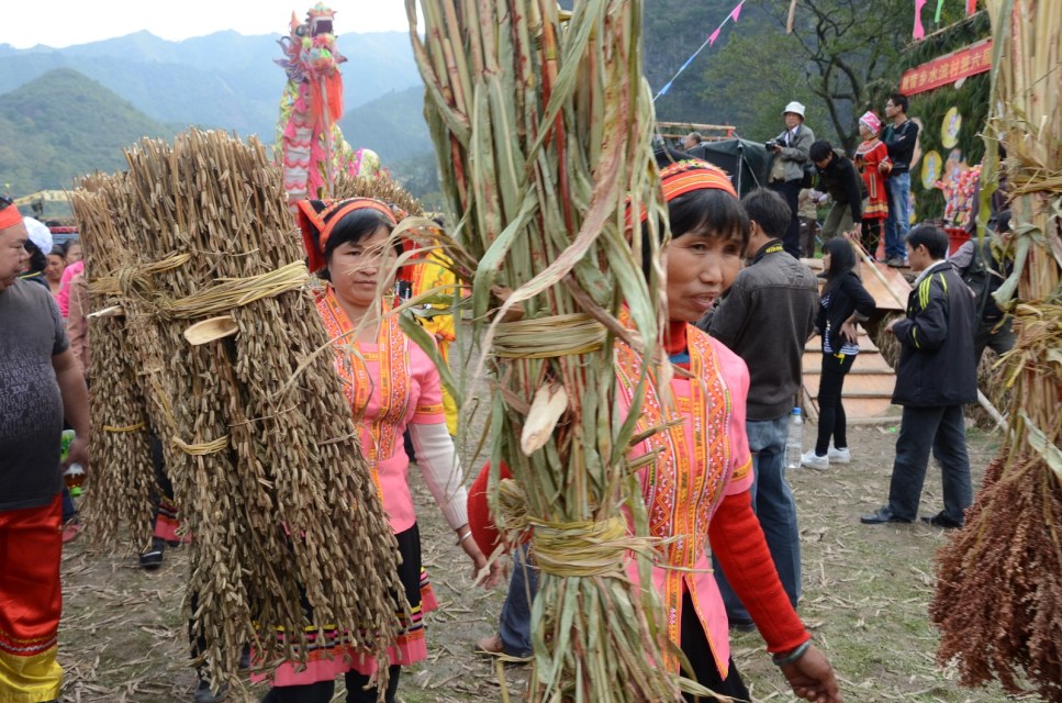 图文直播：520社区 挺进观音水滨盘王节纪实跟踪报道844 / 作者:麗児mmmmm / 帖子ID:97576