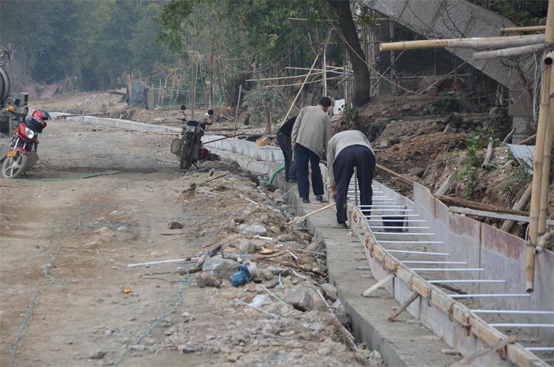 加会的防洪堤：洪水来时会不会着急？40 / 作者:每次放纵520 / 帖子ID:99048