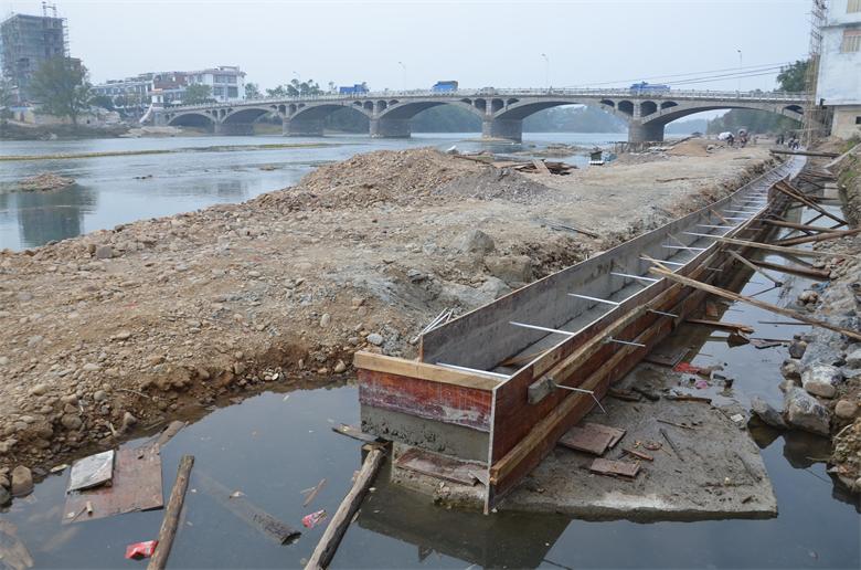 加会的防洪堤：洪水来时会不会着急？152 / 作者:每次放纵520 / 帖子ID:99048