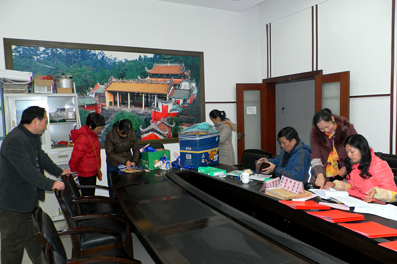 恭城瑶族自治县油茶协会第二届会员大会圆满成功21 / 作者:柚子壳※ / 帖子ID:99404