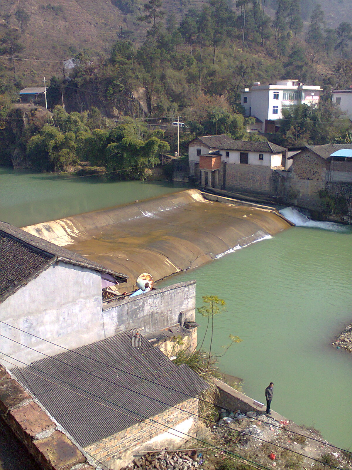 势江风光518 / 作者:否定一切 / 帖子ID:99723