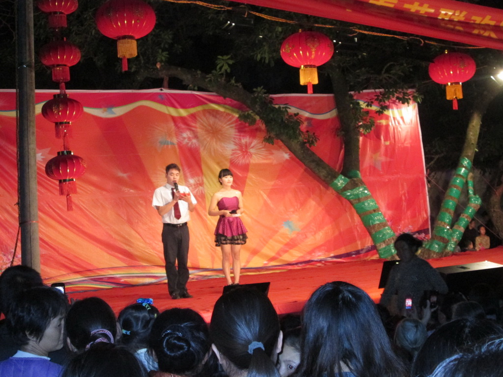 西岭村文艺晚会----越来越好之村晚346 / 作者:8277 / 帖子ID:99970