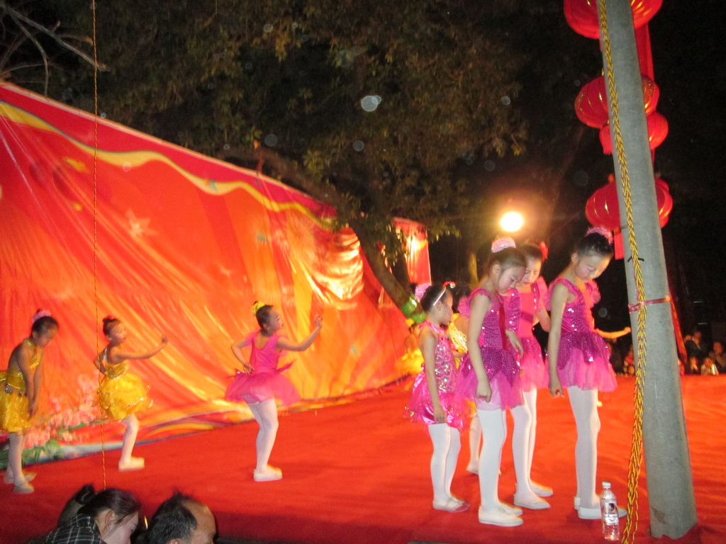 西岭村文艺晚会----越来越好之村晚921 / 作者:8277 / 帖子ID:99970