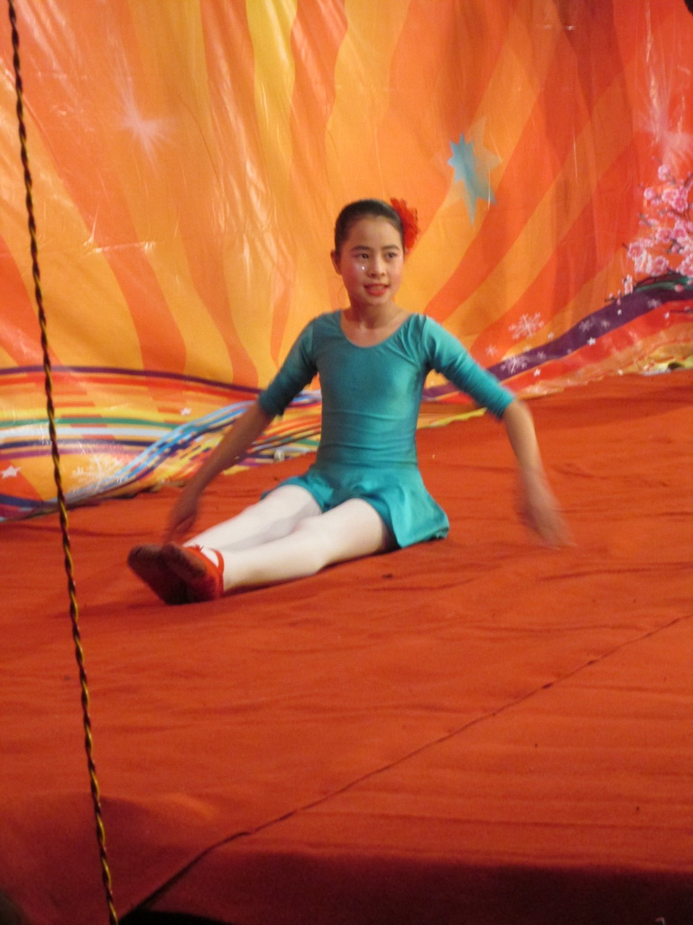 西岭村文艺晚会----越来越好之村晚545 / 作者:8277 / 帖子ID:99970