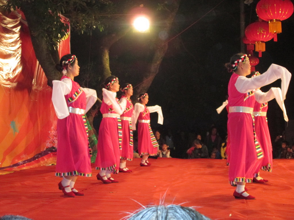 西岭村文艺晚会----越来越好之村晚366 / 作者:8277 / 帖子ID:99970