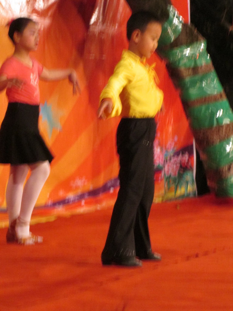 西岭村文艺晚会----越来越好之村晚597 / 作者:8277 / 帖子ID:99970