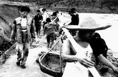 盘点官方以前不让发表的几幅照片597 / 作者:茶江源 / 帖子ID:100463