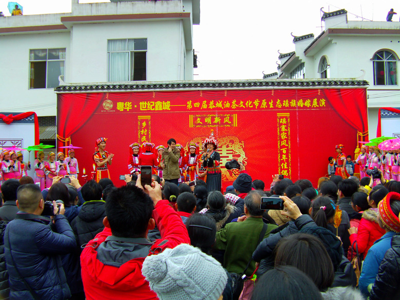 恭城油茶文化节原生态瑶族传统婚嫁892 / 作者:踏雪寻梅 / 帖子ID:100699