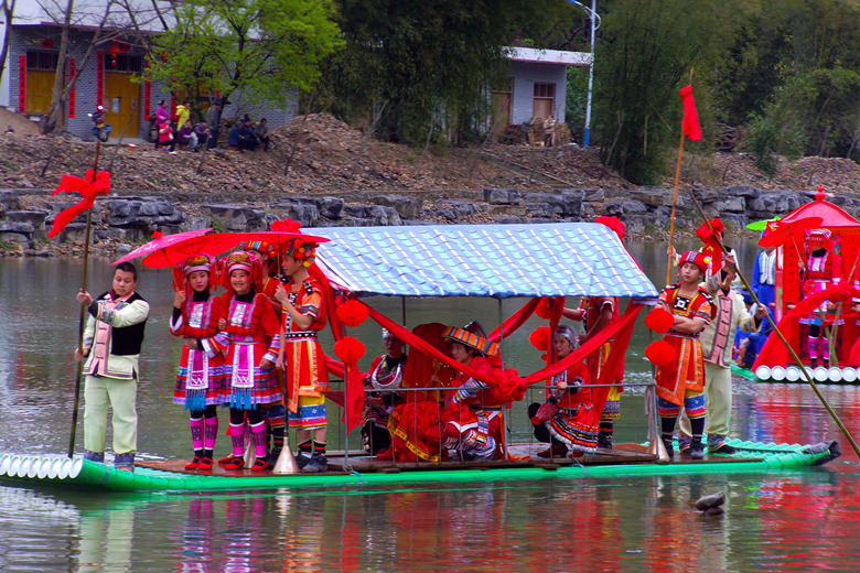 恭城油茶文化节原生态瑶族传统婚嫁64 / 作者:踏雪寻梅 / 帖子ID:100699