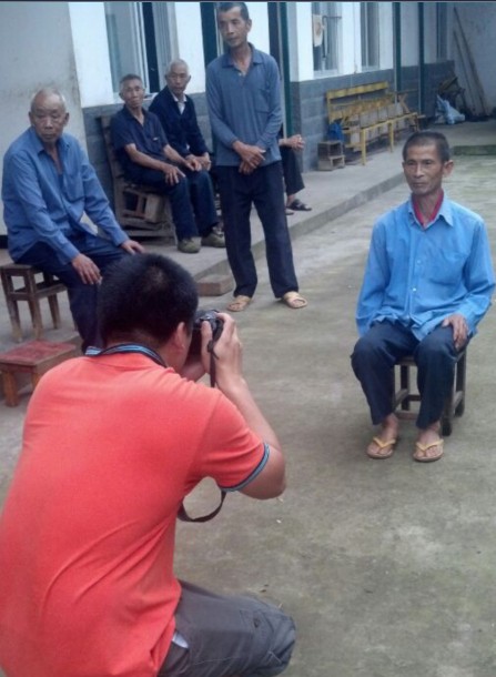 恭城爱心公益协会义工走进敬老院941 / 作者:社区小编 / 帖子ID:101812