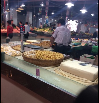 菜市场对比---  今天带大家看看外地的菜市场649 / 作者:小雨点 / 帖子ID:101959