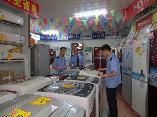 恭城县工商局开展打击“傍名牌”专项执法行动405 / 作者:社区小编 / 帖子ID:102118