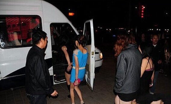 【转帖】水疗休闲会所内组织卖淫非法获利 负责人获刑五年694 / 作者:随意看天下 / 帖子ID:102213