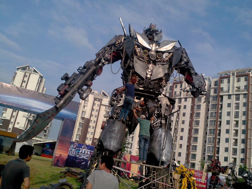 好大的变形金刚943 / 作者:易水清 / 帖子ID:102621