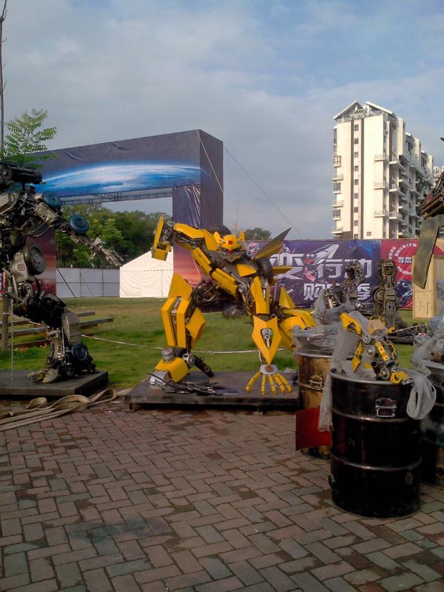 好大的变形金刚256 / 作者:易水清 / 帖子ID:102621