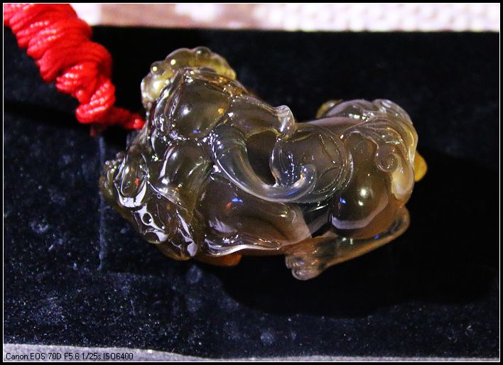 秀点新疆水冲玛瑙原石雕件848 / 作者:hgd / 帖子ID:103515