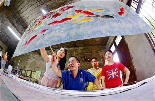 广西农民画家王华的七彩梦867 / 作者:九命猫 / 帖子ID:103751