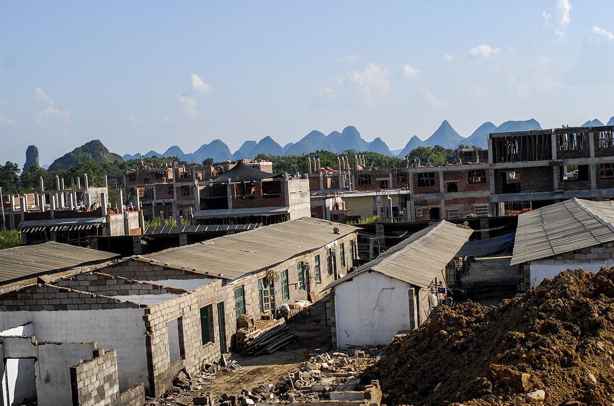 我的十年老马尼康D200携35毫米二弟继续关注贵广铁路建设338 / 作者:老兔子 / 帖子ID:104071