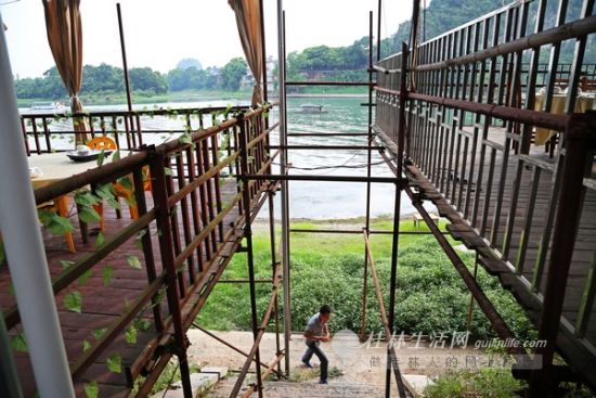 桂林100多家鱼餐馆无照营业 反复存在十多年874 / 作者:欧耶 / 帖子ID:104226