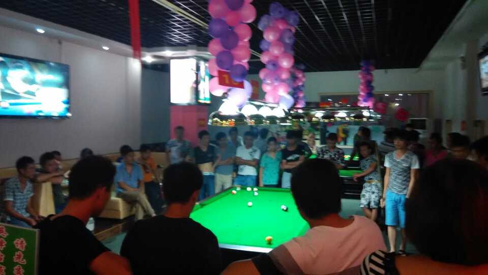 首届恭城台球比赛进行中（太湖超市2楼）797 / 作者:奶头山 / 帖子ID:104388