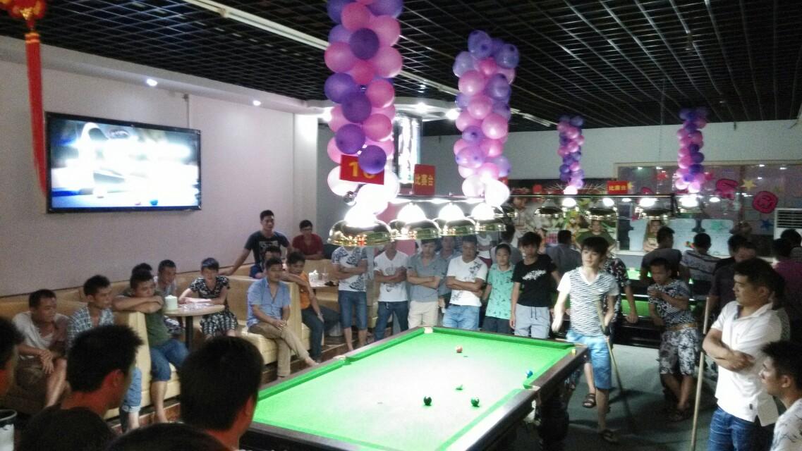 听讲见天太湖超市二楼的台球比赛决赛了波！！227 / 作者:婷（~◎~)庭（～ / 帖子ID:104392