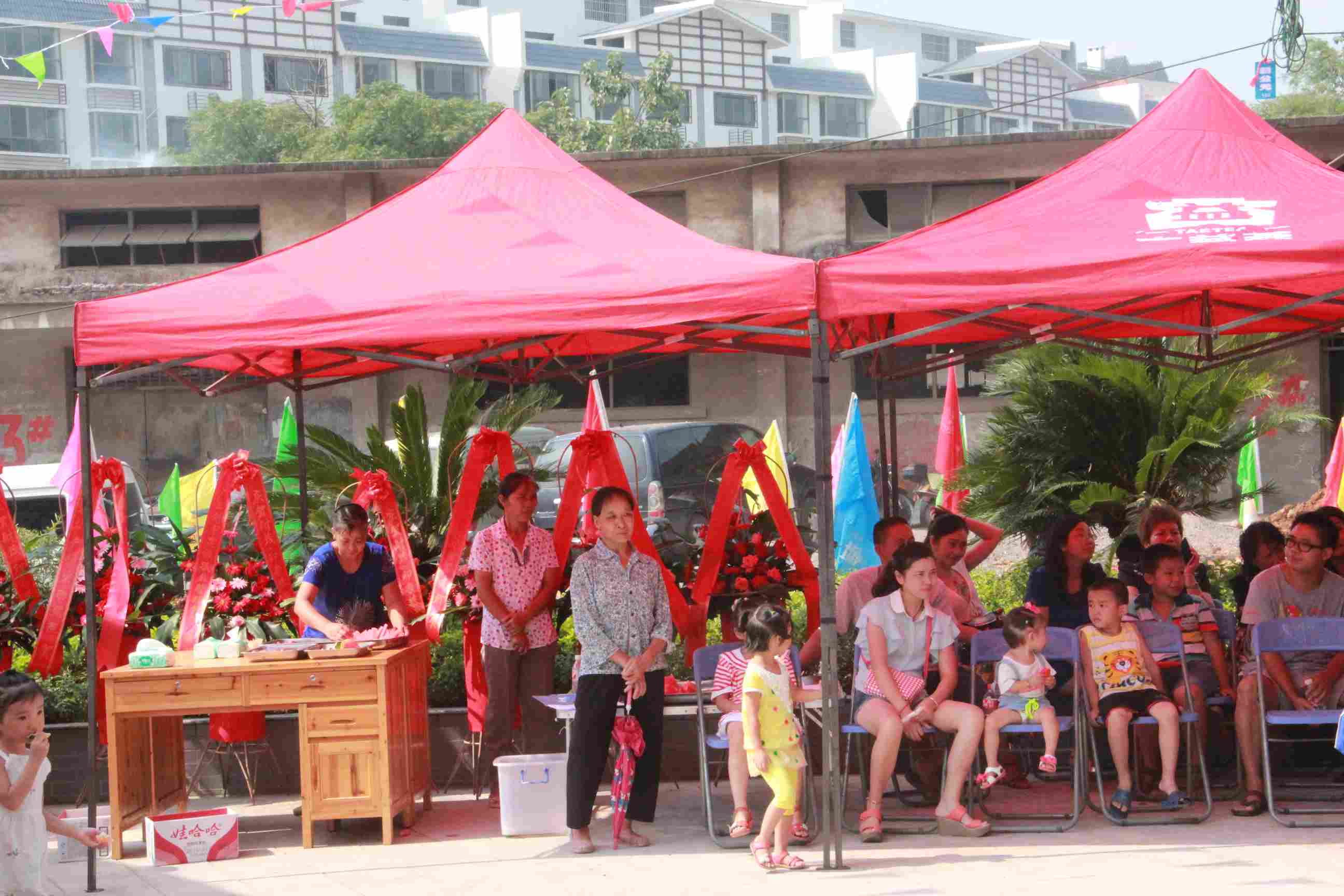 财茂.印象恭城一期“紫园”盛大开盘庆典【组图】958 / 作者:水墨茶江 / 帖子ID:104647