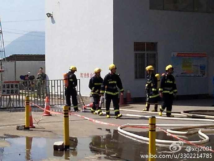 虾里洞加油站举行油罐起火应急预案演练369 / 作者:咚咚锵 / 帖子ID:104837