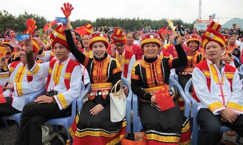 2014年恭城月柿节 第十一届月柿节今日开园435 / 作者:穷人 / 帖子ID:104925