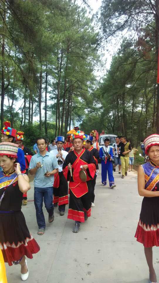 恭城人传统结婚355 / 作者:灬小李 / 帖子ID:104963