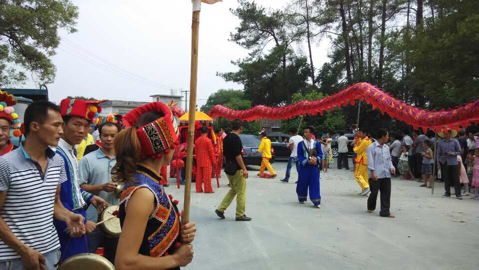 恭城人传统结婚247 / 作者:灬小李 / 帖子ID:104963